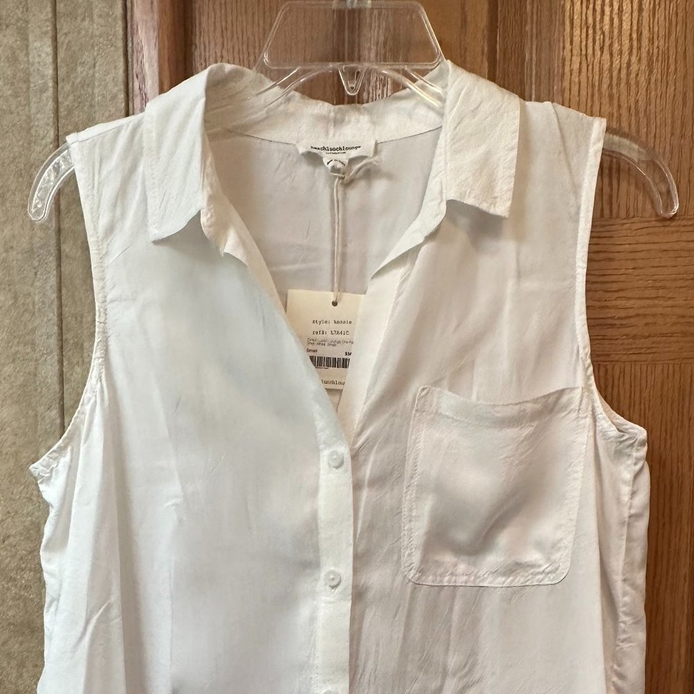 NWT Beach Lunch Lounge Sleeveless Button Front with Chest-Pocket Shirt
